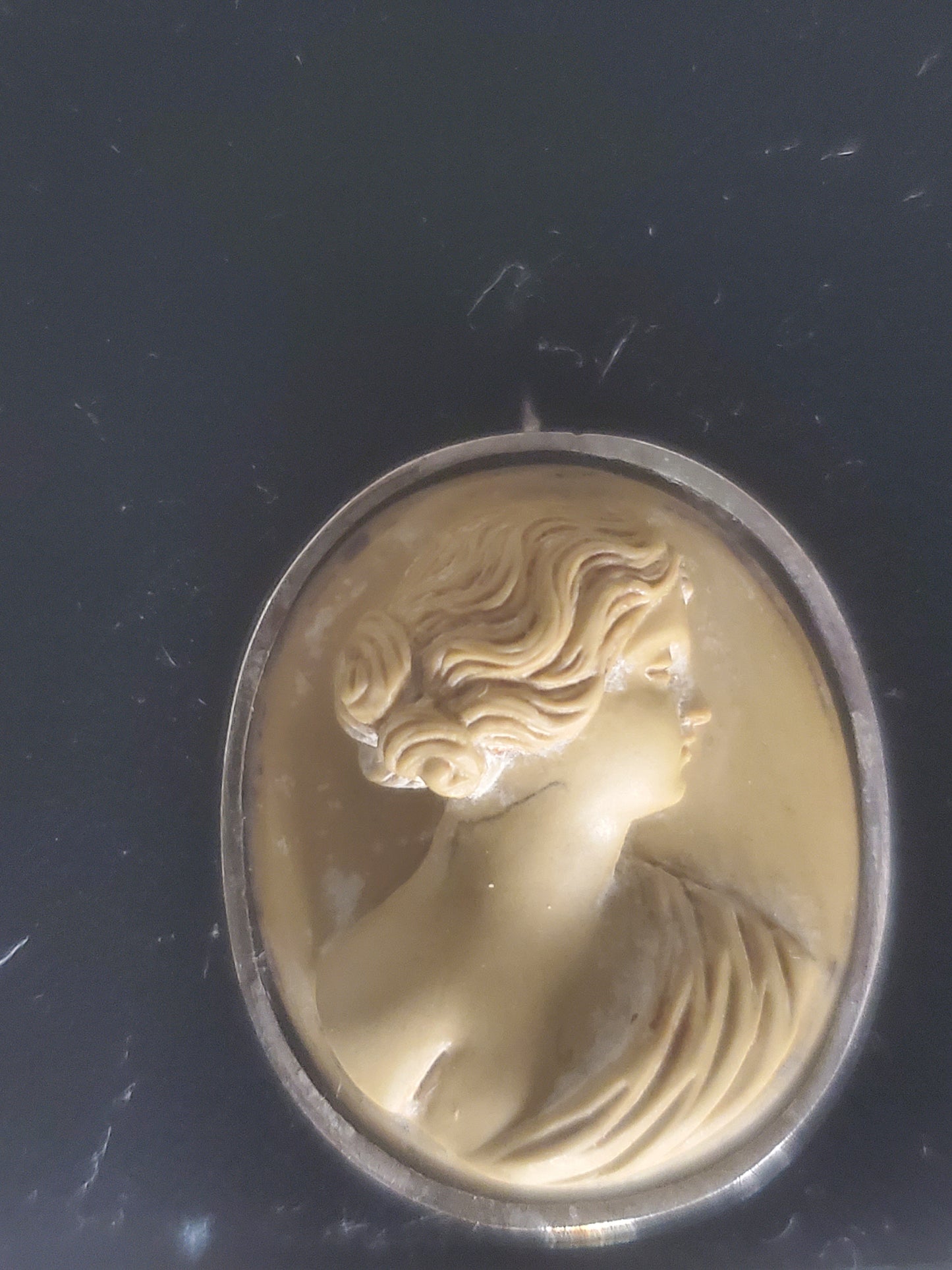 Paire de Boucles d'oreilles camées