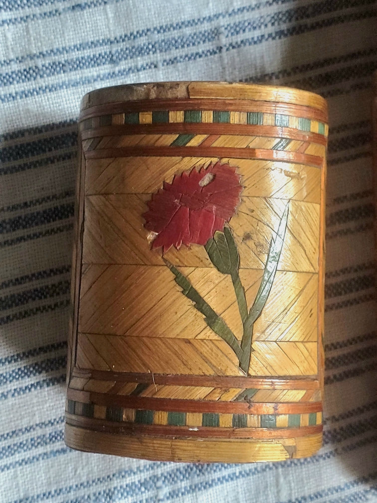 Etui en marqueterie de paille