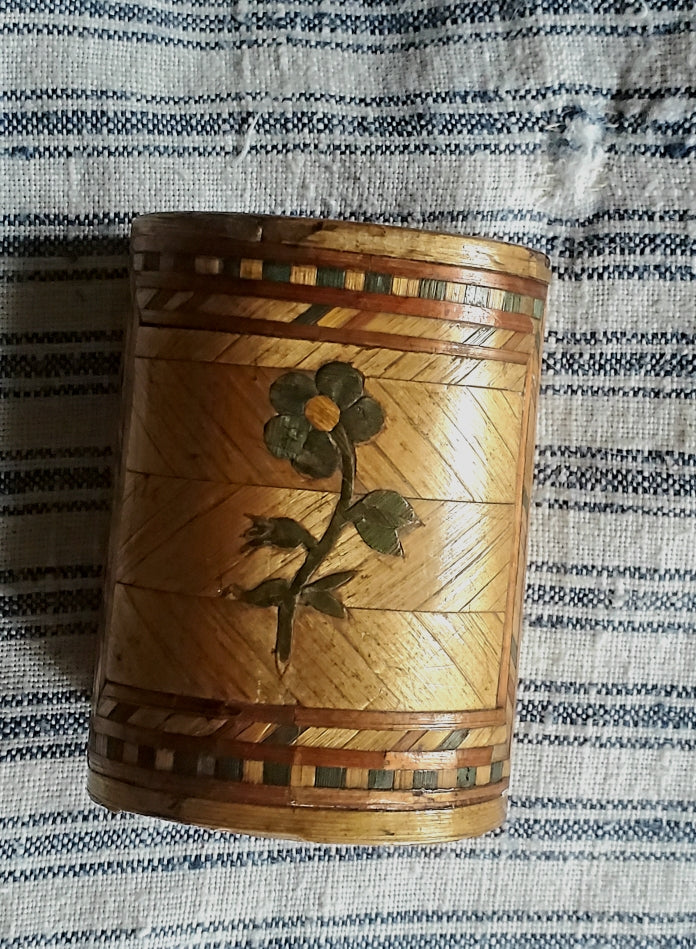 Etui en marqueterie de paille