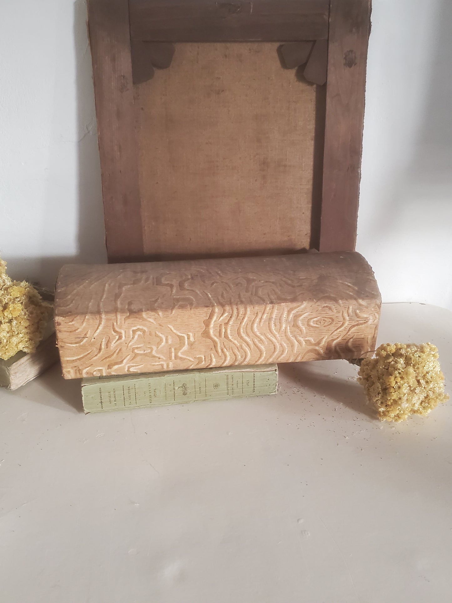 Coffret ancien habillé de papier peint