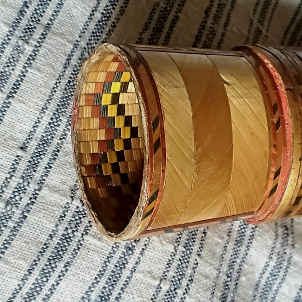 Etui en marqueterie de paille