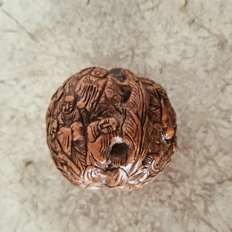 Noix amulette sculptée chinoise