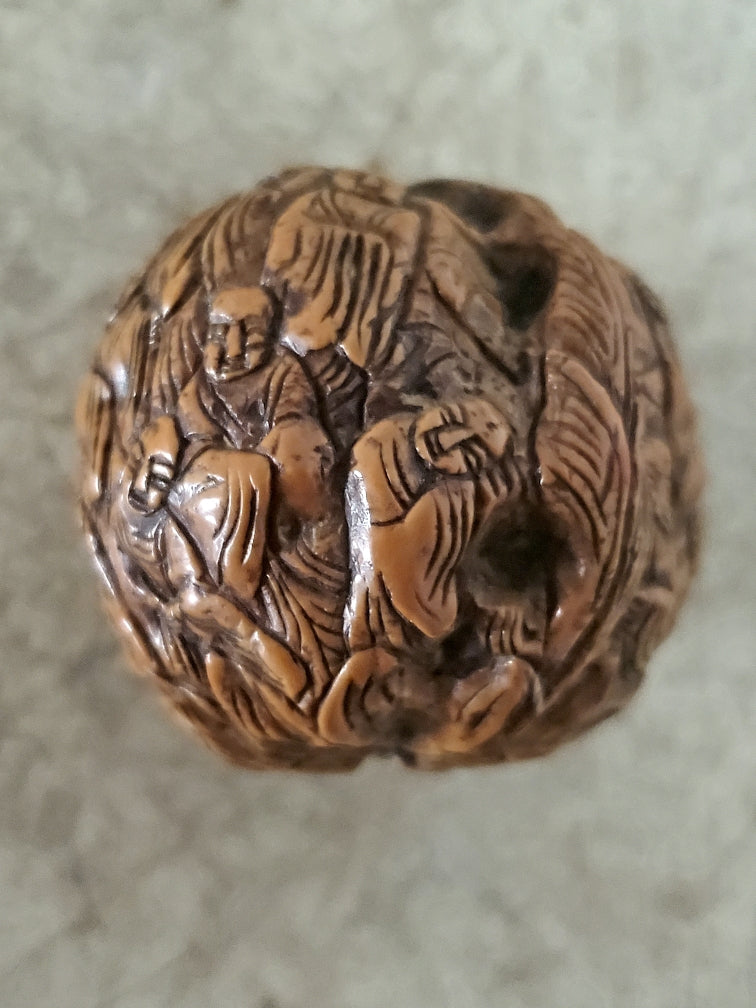 Noix amulette sculptée chinoise
